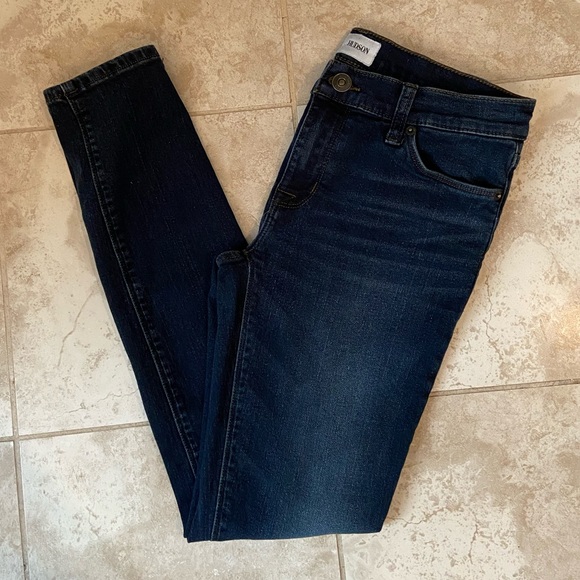 Hudson Krista Ankle Skinny Jeans - Picture 2 of 7